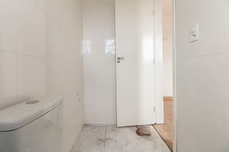 Casa de condomínio para alugar com 68m², 2 quartos e 1 vaga Casa de condomínio para alugar com 68m², 2 quartos e 1 vagaBanheiro Suíte 1