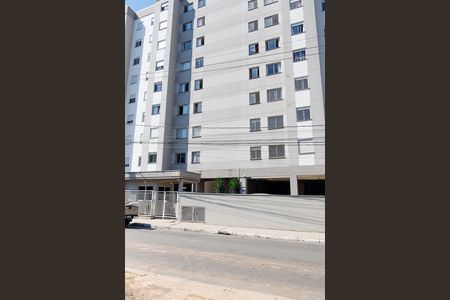 Apartamento para alugar com 45m², 2 quartos e 1 vaga Apartamento para alugar com 45m², 2 quartos e 1 vagaFachada
