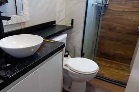 Apartamento para alugar com 45m², 2 quartos e 1 vaga Apartamento para alugar com 45m², 2 quartos e 1 vagaBanheiro