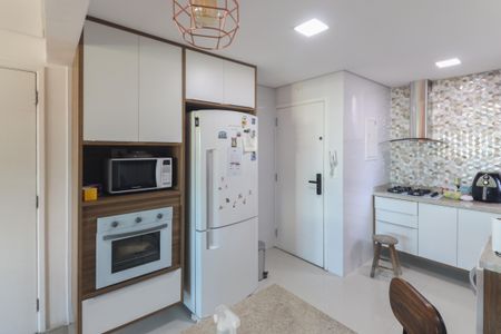 Apartamento à venda com 108m², 3 quartos e 2 vagas Apartamento à venda com 108m², 3 quartos e 2 vagasCozinha