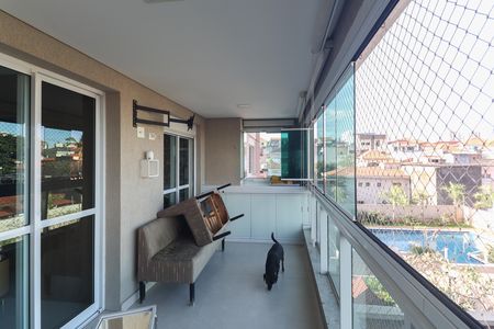 Apartamento à venda com 108m², 3 quartos e 2 vagas Apartamento à venda com 108m², 3 quartos e 2 vagasVaranda