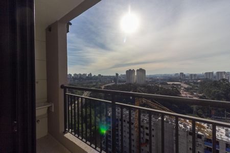 Apartamento à venda com 38m², 2 quartos e 1 vaga Apartamento à venda com 38m², 2 quartos e 1 vagaVaranda e Área de Serviço