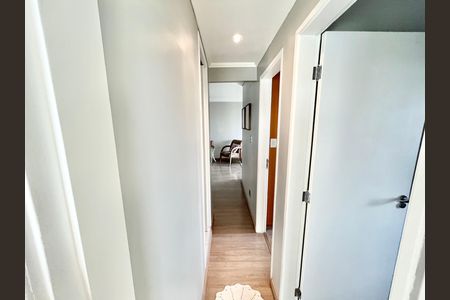 Apartamento à venda com 63m², 2 quartos e 1 vaga Apartamento à venda com 63m², 2 quartos e 1 vagaCorredor
