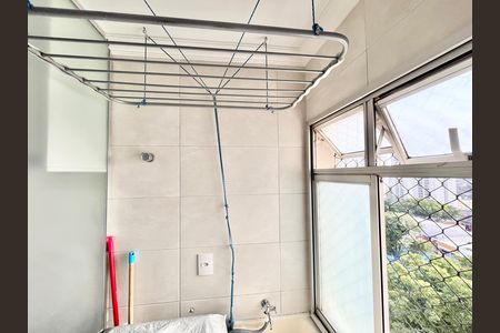 Apartamento à venda com 63m², 2 quartos e 1 vaga Apartamento à venda com 63m², 2 quartos e 1 vagaÁrea de Serviço