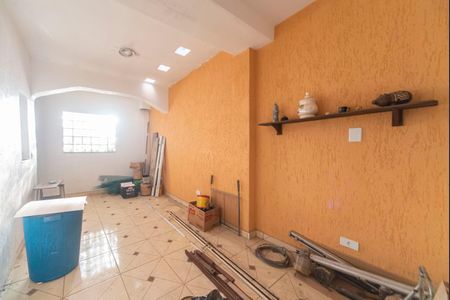 Casa à venda com 240m², 4 quartos e 2 vagas Casa à venda com 240m², 4 quartos e 2 vagasSala da Edícula