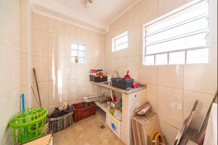 Casa à venda com 240m², 4 quartos e 2 vagas Casa à venda com 240m², 4 quartos e 2 vagasCozinha da Edícula