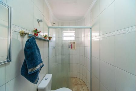 Casa à venda com 240m², 4 quartos e 2 vagas Casa à venda com 240m², 4 quartos e 2 vagasBanheiro