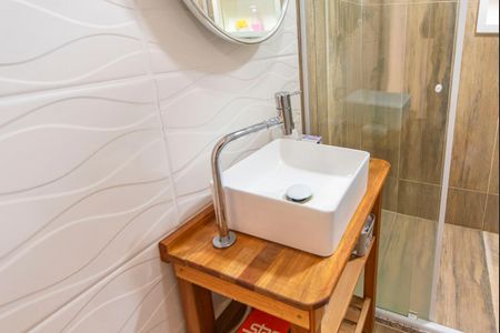 Casa à venda com 240m², 4 quartos e 2 vagas Casa à venda com 240m², 4 quartos e 2 vagasBanheiro do Quarto 3