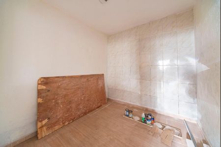 Casa à venda com 240m², 4 quartos e 2 vagas Casa à venda com 240m², 4 quartos e 2 vagasQuarto