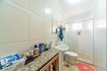 Banheiro de casa à venda com 4 quartos, 240m² em Campestre, Santo André
