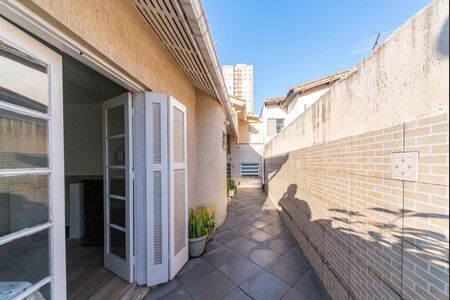 Casa à venda com 240m², 4 quartos e 2 vagas Casa à venda com 240m², 4 quartos e 2 vagasVaranda do Quarto 1