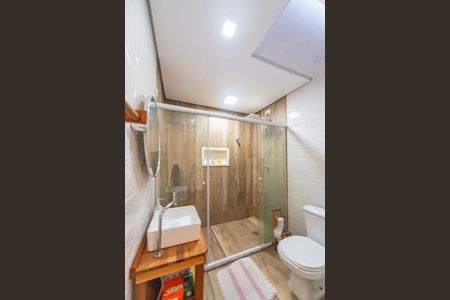 Casa à venda com 240m², 4 quartos e 2 vagas Casa à venda com 240m², 4 quartos e 2 vagasBanheiro do Quarto 3