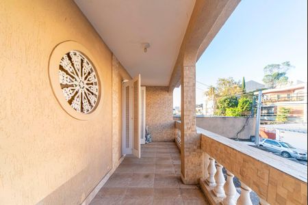 Casa à venda com 240m², 4 quartos e 2 vagas Casa à venda com 240m², 4 quartos e 2 vagasVaranda do Quarto 3