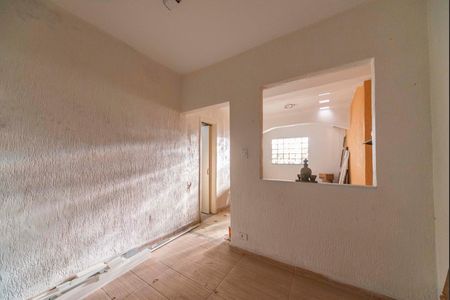 Casa à venda com 240m², 4 quartos e 2 vagas Casa à venda com 240m², 4 quartos e 2 vagasQuarto