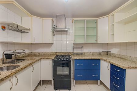 Apartamento para alugar com 118m², 3 quartos e 2 vagasCozinha e Área de Serviço
