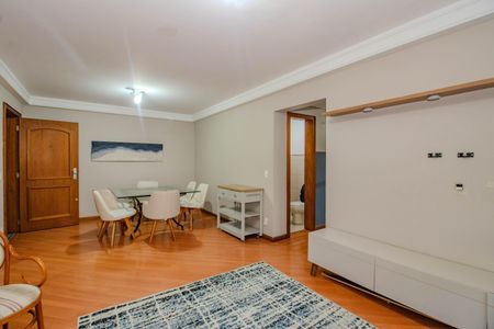 Sala de apartamento para alugar com 3 quartos, 118m² em Petrópolis, Porto Alegre