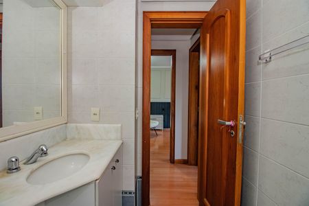 Apartamento para alugar com 118m², 3 quartos e 2 vagasBanheiro Social
