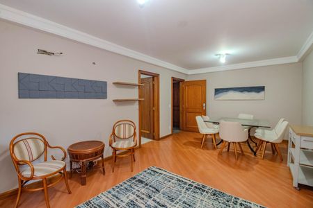 Sala de apartamento para alugar com 3 quartos, 118m² em Petrópolis, Porto Alegre