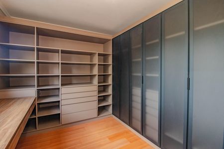 Apartamento para alugar com 118m², 3 quartos e 2 vagasQuarto 2