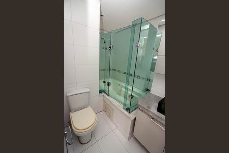 Apartamento para alugar com 81m², 1 quarto e sem vagaBanheiro da Suíte