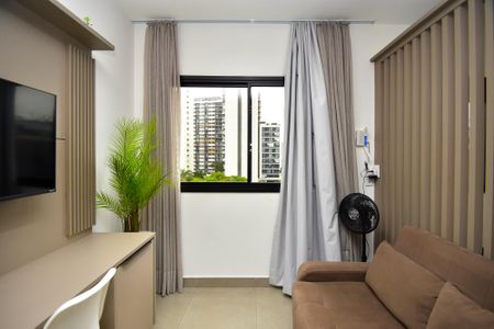 Sala de kitnet/studio para alugar com 1 quarto, 27m² em Pinheiros, São Paulo