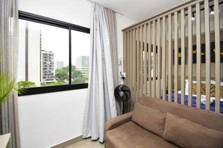 Sala de kitnet/studio para alugar com 1 quarto, 27m² em Pinheiros, São Paulo