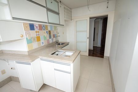Apartamento à venda com 87m², 2 quartos e sem vagaCozinha