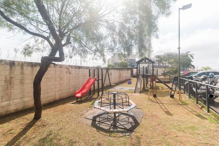 Apartamento para alugar com 42m², 2 quartos e 1 vaga Apartamento para alugar com 42m², 2 quartos e 1 vagaÁrea comum - Playground