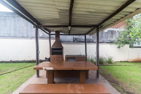 Apartamento para alugar com 42m², 2 quartos e 1 vaga Apartamento para alugar com 42m², 2 quartos e 1 vagaÁrea comum - Churrasqueira