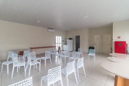 Apartamento para alugar com 42m², 2 quartos e 1 vaga Apartamento para alugar com 42m², 2 quartos e 1 vagaÁrea comum - Salão de festas