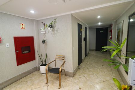 Apartamento à venda com 42m², 1 quarto e sem vaga Apartamento à venda com 42m², 1 quarto e sem vagaÁrea comum - Hall de entrada