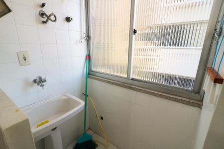 Apartamento à venda com 42m², 1 quarto e sem vaga Apartamento à venda com 42m², 1 quarto e sem vagaÁrea de Serviço