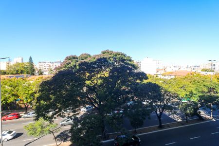 Apartamento à venda com 42m², 1 quarto e sem vaga Apartamento à venda com 42m², 1 quarto e sem vagaVista da Sacada