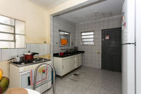 Casa à venda com 160m², 4 quartos e 2 vagas Casa à venda com 160m², 4 quartos e 2 vagasCasa 1 - Cozinha