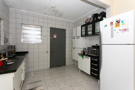 Casa à venda com 160m², 4 quartos e 2 vagas Casa à venda com 160m², 4 quartos e 2 vagasCasa 1 - Cozinha