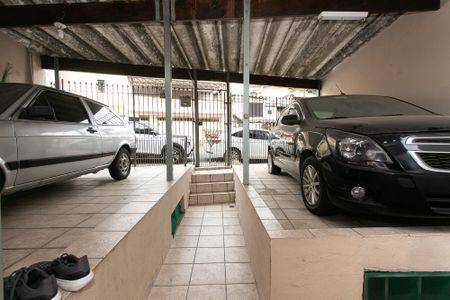 Casa à venda com 160m², 4 quartos e 2 vagas Casa à venda com 160m², 4 quartos e 2 vagasGaragem