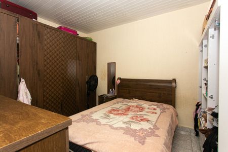 Casa à venda com 160m², 4 quartos e 2 vagas Casa à venda com 160m², 4 quartos e 2 vagasCasa 1 - Quarto 1