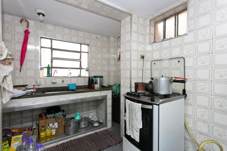 Casa à venda com 160m², 4 quartos e 2 vagas Casa à venda com 160m², 4 quartos e 2 vagasCasa 2 - Cozinha