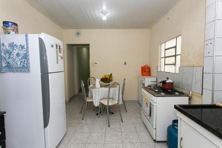 Casa à venda com 160m², 4 quartos e 2 vagas Casa à venda com 160m², 4 quartos e 2 vagasCasa 1 - Cozinha