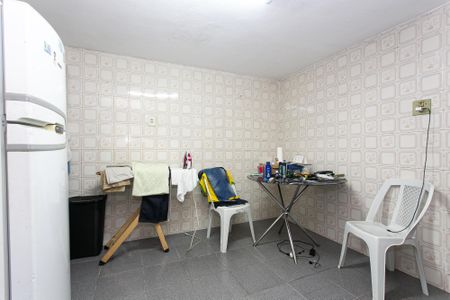 Casa à venda com 160m², 4 quartos e 2 vagas Casa à venda com 160m², 4 quartos e 2 vagasCasa 2 - Cozinha