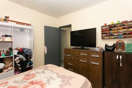 Casa à venda com 160m², 4 quartos e 2 vagas Casa à venda com 160m², 4 quartos e 2 vagasCasa 1 - Quarto 1