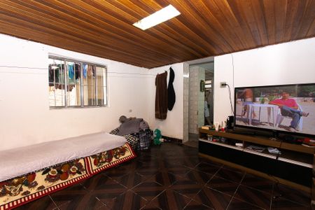 Casa à venda com 160m², 4 quartos e 2 vagas Casa à venda com 160m², 4 quartos e 2 vagasCasa 2 - Sala