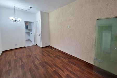 Sala de apartamento para alugar com 2 quartos, 50m² em Santa Rosa, Niterói