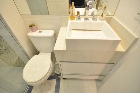 Apartamento à venda com 73m², 2 quartos e 3 vagasBanheiro do Quarto Suíte