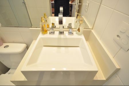 Apartamento à venda com 73m², 2 quartos e 3 vagasBanheiro do Quarto Suíte