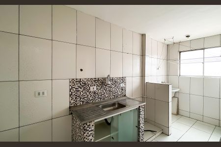 Cozinha de apartamento para alugar com 2 quartos, 56m² em Vila Ré, São Paulo