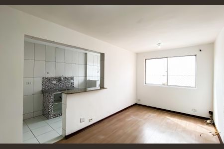 Sala  de apartamento para alugar com 2 quartos, 56m² em Vila Ré, São Paulo