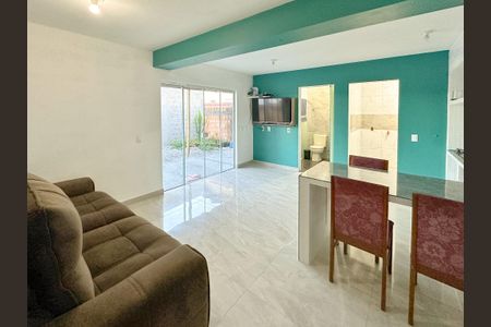 Sala de TV de casa para alugar com 1 quarto, 70m² em Forquilhas, São José