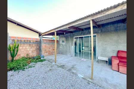 Área externa de casa para alugar com 1 quarto, 70m² em Forquilhas, São José