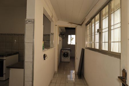 Casa para alugar com 100m², 2 quartos e 1 vagaÁrea de Serviço